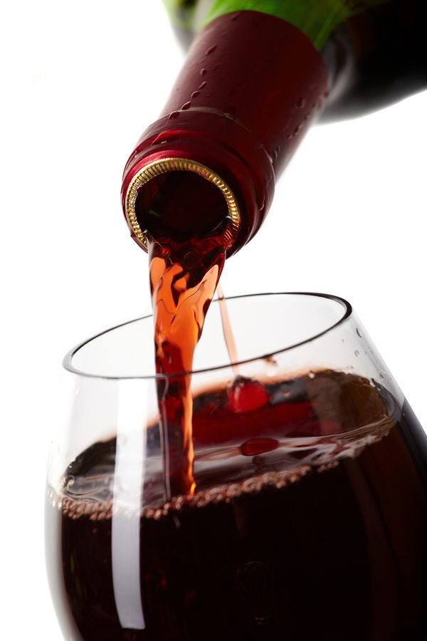 Drinking red wine may help extend your life